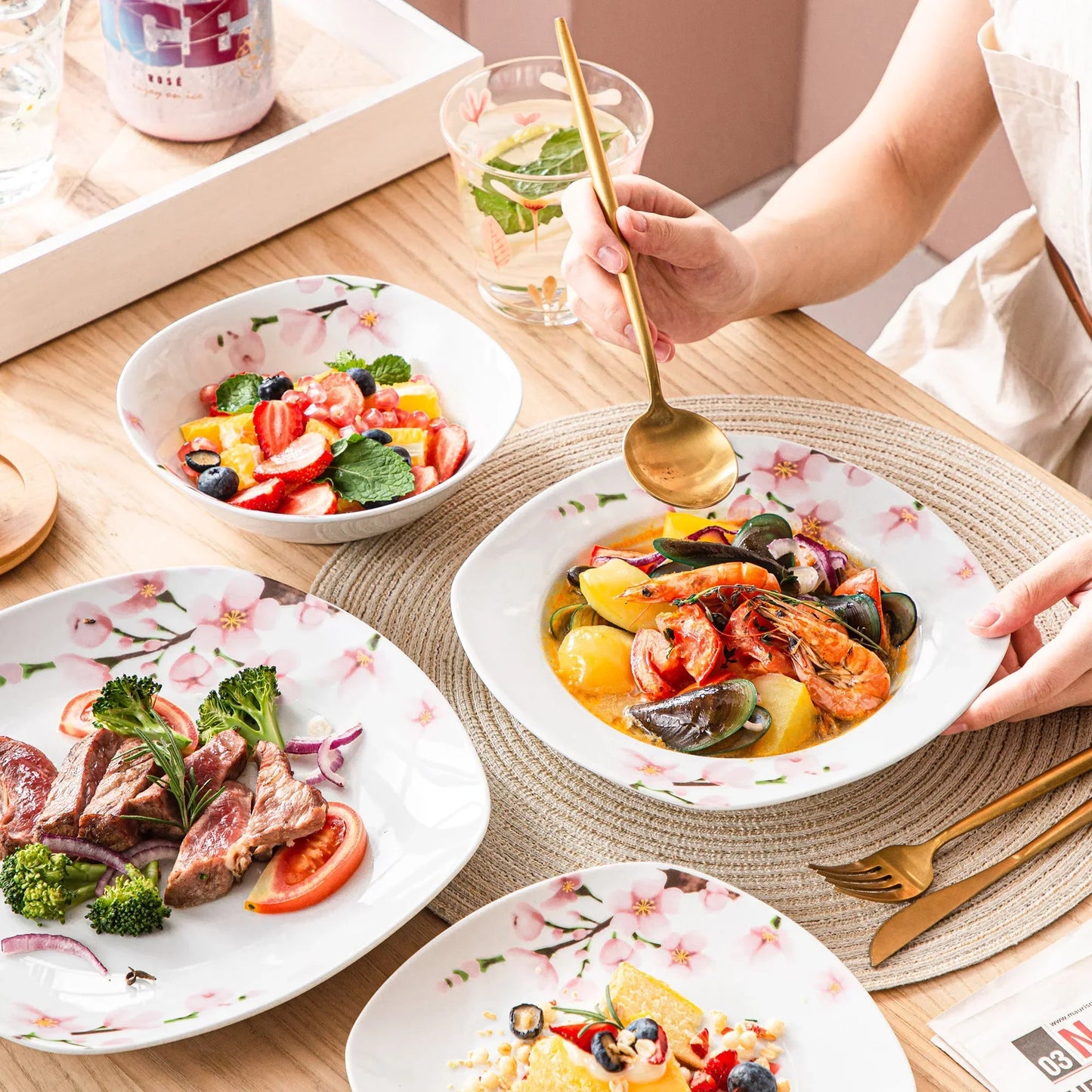 30/60pcs Porcelain Ceramic Tableware Set Elegant Dinnerware for 12 People