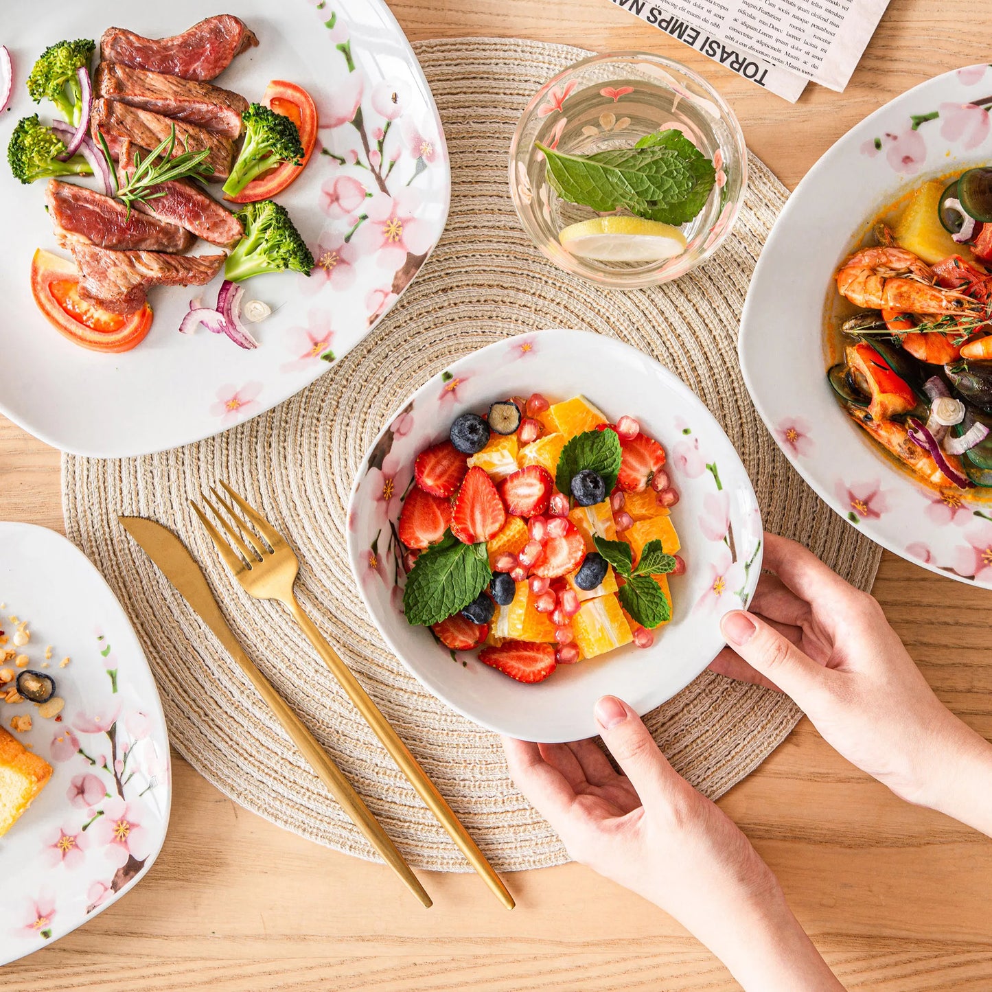 30/60pcs Porcelain Ceramic Tableware Set Elegant Dinnerware for 12 People