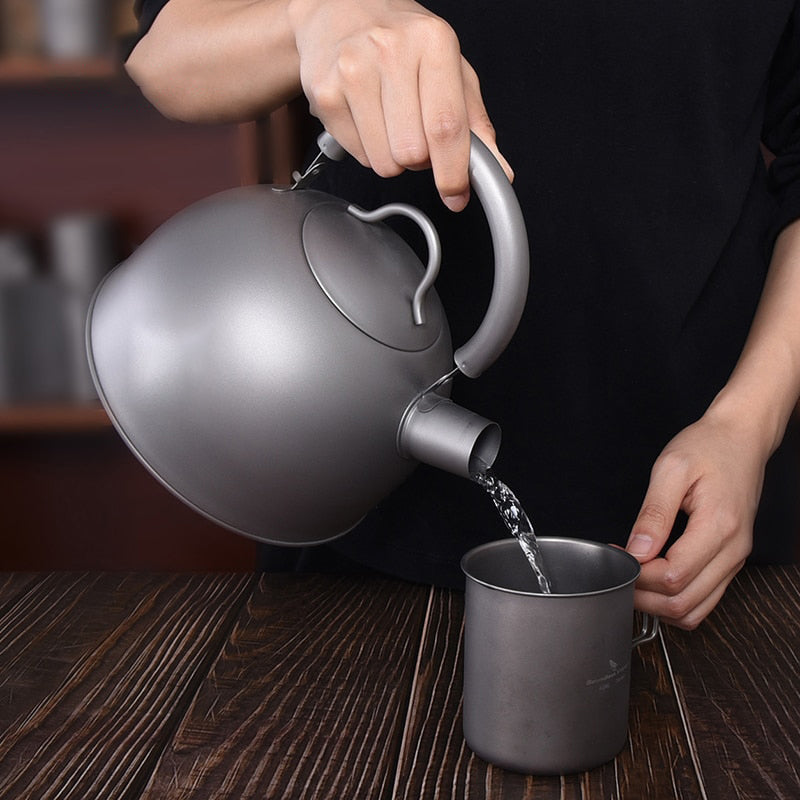 Titanium Whistling Kettle Big Capacity Water Jug Tea Pot Stovetop Pot
